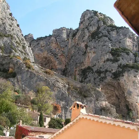 度假居 La Maison De *